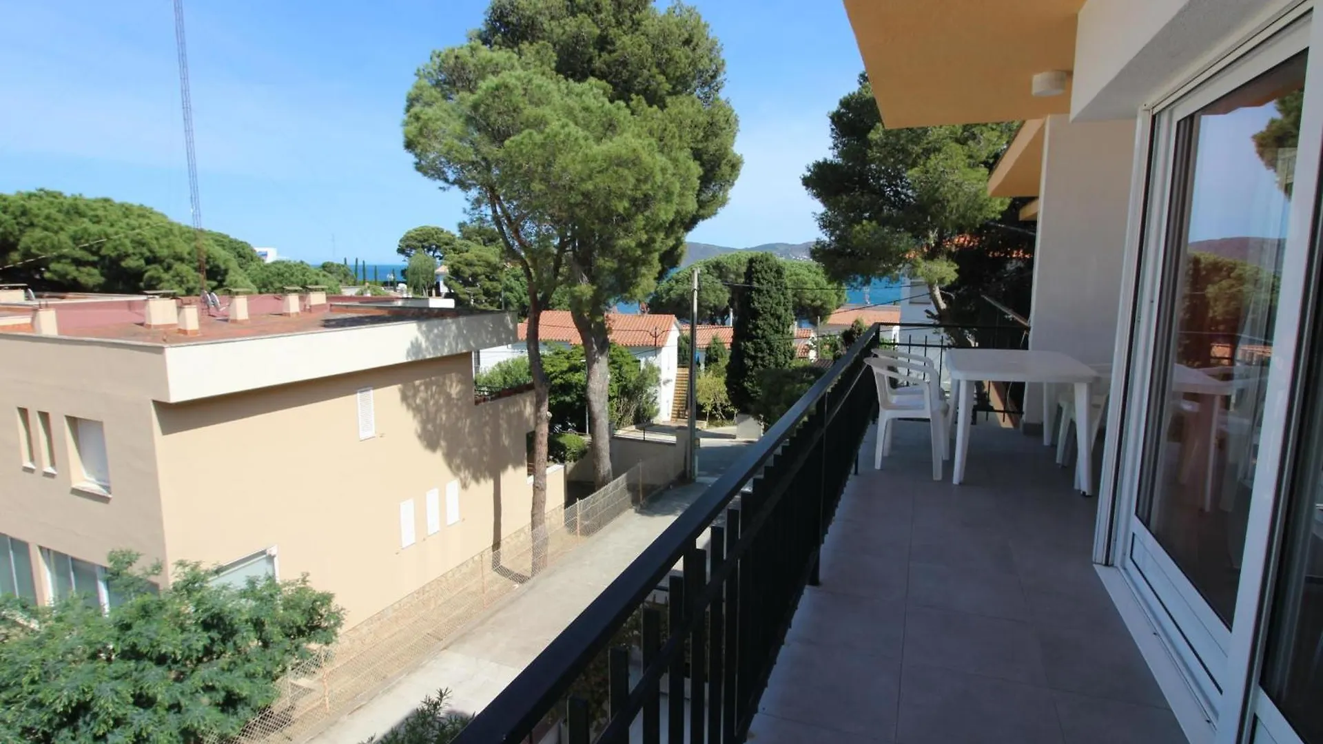 More I 1 Drta - Apartamento Con Vistas Al Mar, Barrio Tranquilo Con Jardin. - Es-228-54 Llanca Apartment