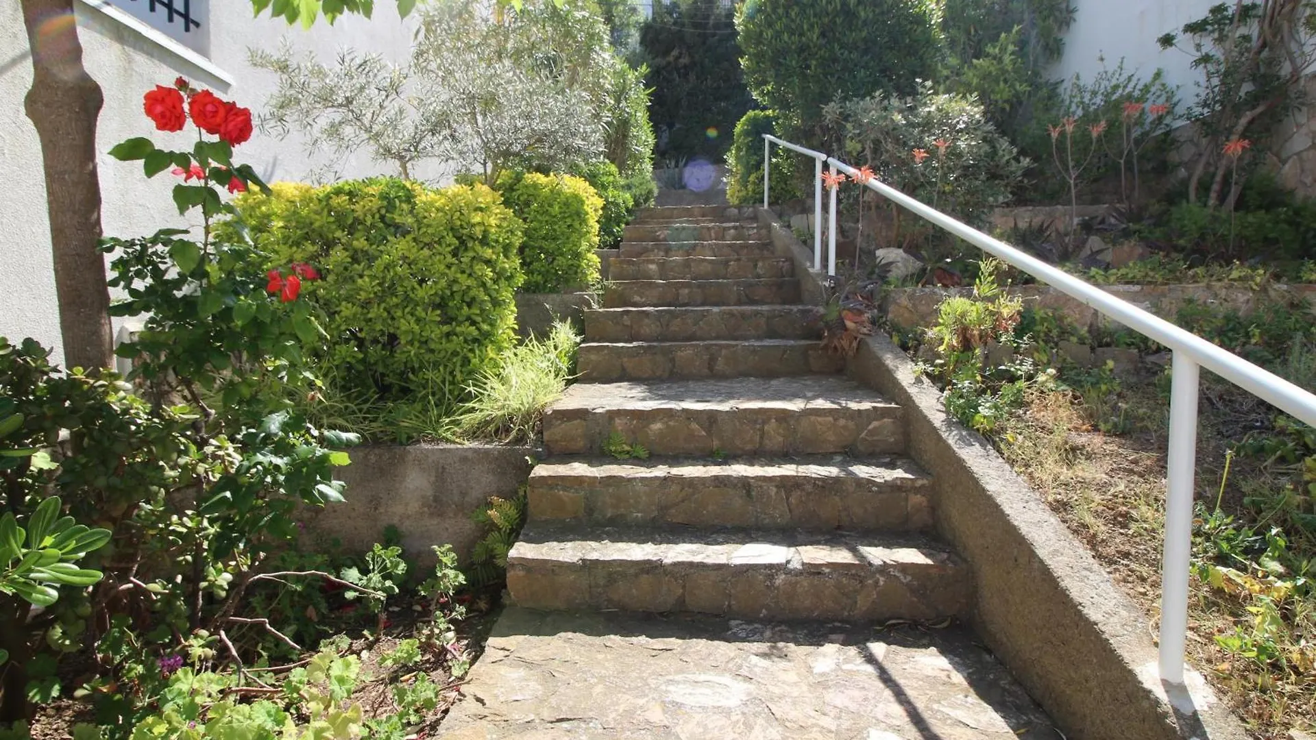 More I 1 Drta - Apartamento Con Vistas Al Mar, Barrio Tranquilo Con Jardin. - Es-228-54 Llanca 0*,  Spain