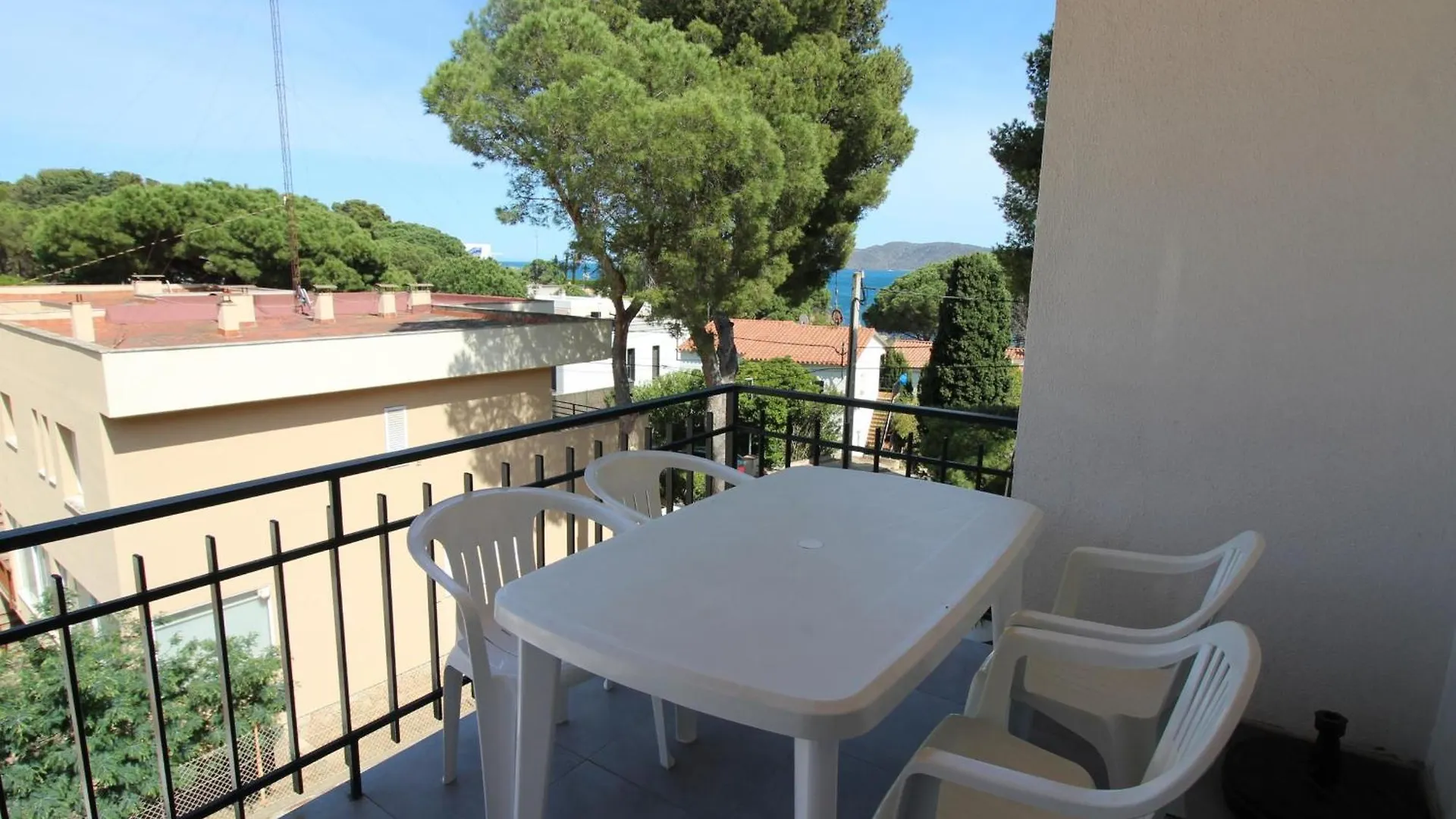 More I 1 Drta - Apartamento Con Vistas Al Mar, Barrio Tranquilo Con Jardin. - Es-228-54 Llanca